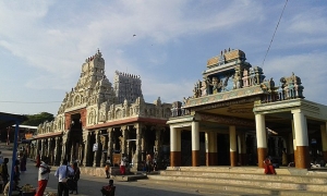 Traveling from Chennai to Tiruchendur by Cab and Taxi: A Convenient Journey