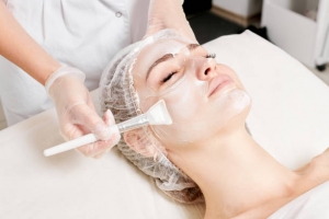 Riyadh’s Secret to Flawless Skin: Exploring Cosmelan Peel Treatments