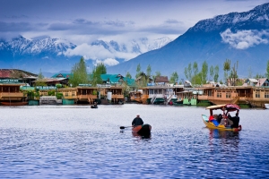 Travel from Jammu to Srinagar by Cab and Taxi: A Scenic Journey