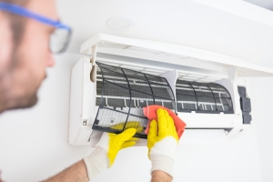 The Ultimate AC Maintenance Checklist for Homeowners