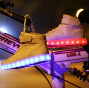 Colorful LED Light Shoes: The Ultimate in Modern Footwear