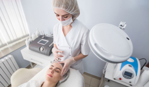 The Benefits of Visiting a Clinical Cosmetologist for Your Skin Care Needs