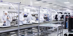 What are the essential steps in cleanroom planning