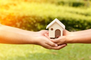 How to Donate a House to Charity: A Complete Guide to Donating Real Estate