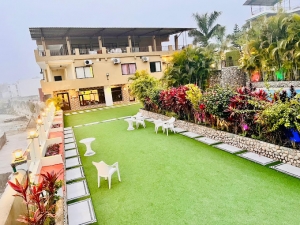 Riverside Hotels in Jim Corbett Ramnagar: Stay at Deefellows