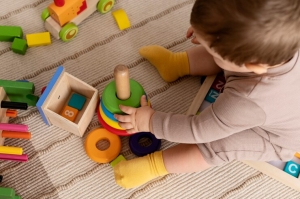 What Are Considered Montessori Toys? A Guide to Educational Play