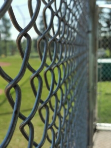 Chain Link Fence vs. Vinyl Fence: Making the Right Choice for Your Property