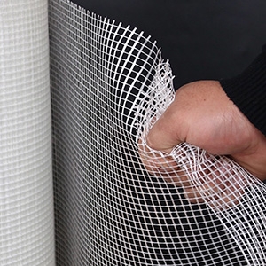 Signs Your Home Requires Fly Screen Mesh and Insect Protection