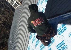 Essential Tips for Dealing with Roof Leaks while Waiting for a Pro