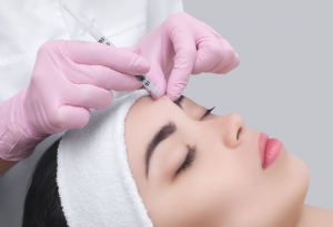 Wrinkle Reduction in Warrenton: How to Choose the Right Treatment