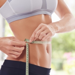Postpartum Body Goals: The Benefits of a Tummy Tuck After Pregnancy