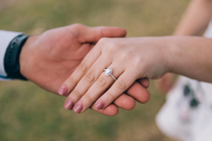 Choose the perfect engagement ring