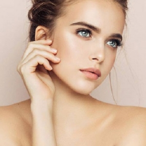 DIY Jawline Contouring: The Risks of At-Home Filler Kits
