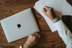 Apple's Job Creation in India: A Milestone for the Make in India Initiative