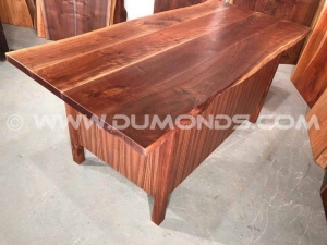 Why a Live Edge Desk is the Perfect Addition to Your Workspace