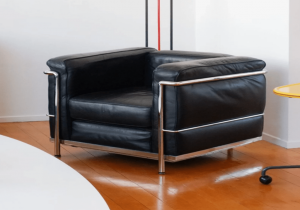 LC2 Sofa Replica: Blend of Comfort and Style