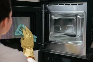 Find the Best Oven Cleaning Near Me with The Professional Oven Cleaner