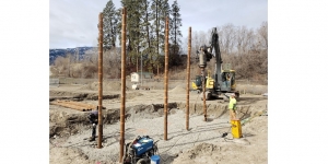 Piers vs. Piles: What's the Difference?