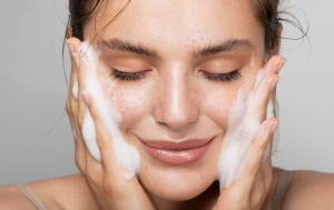 Daily Skin Detox: How Salicylic Acid Face Wash Can Help