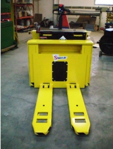 8 Sophisticated Safety Features of Powered High Lift Pallet Truck