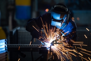 Why Choose Local Welding Services for Your Residential Metal Projects?