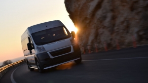 Top 5 Reasons to Choose Passenger Van Rentals for Group Travel