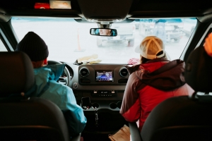 The Benefits of Renting a 12 Passenger Van for City Tours and Sightseeing