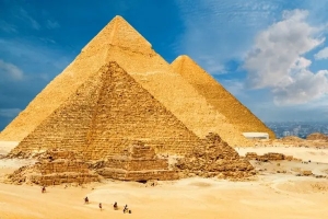 Tourist Guide for Pyramids in Egypt