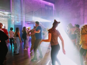 7 Creative Ideas to Elevate Your Next Party Experience 