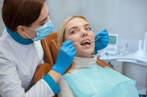 Finding the Right Dentist in London, Ontario for Your Family’s Oral Health