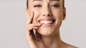 Gum Health and Aesthetics: The Rising Trend of Depigmentation in Dubai