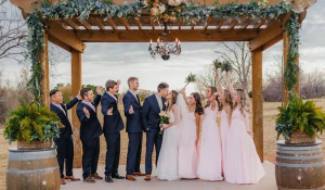 What to Wear at Outdoor Wedding Venues in Oklahoma