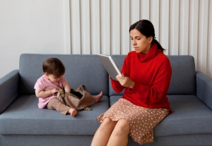 The Benefits of Hiring a Babysitter in Faridabad