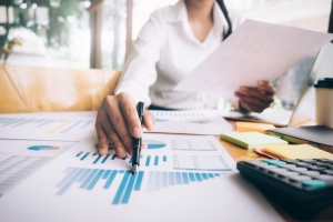 The Importance of Hiring a Professional Tax Accountant for YourBusiness