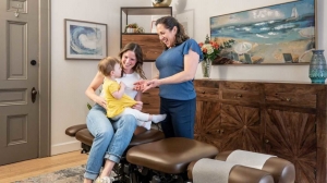 How Chiropractors in Denver help alleviate pain and enhance mobility?