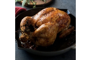 Hosting an Intimate Thanksgiving? Here’s Why You Should Feast on Chicken 