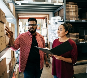 The Benefits of Hiring a Fractional CFO for Small and Medium Enterprises