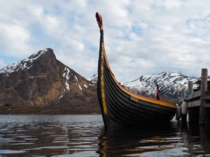 Reasons Vessel and Canoe Ship Versions Stay Preferred One Of Collectors