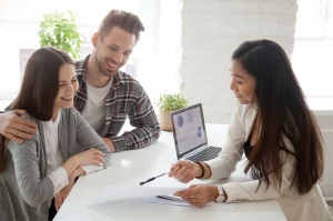 Buying a Franchise Canada: A Path to Business Success