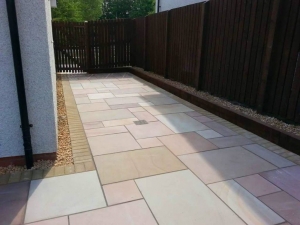 Block Paving Bromley: Expert Solutions for Patios & Driveways