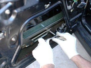 Oakland Auto Glass Repair Service is Reliable and Very Accurate!