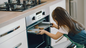 What Makes Gas Ovens the Ultimate Choice for Home Cooking
