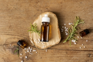 Essential Oils for Skin: Benefits and How to Use