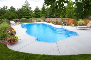 Installing a Fiberglass Pool: What You Need to Know