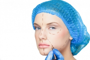 How to Choose the Right Surgeon During a Plastic Surgery Consultation?