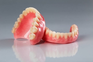 Everything You Need to Know About Dentures in Kenedy, TX