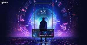 Transforming Digital Interactions: The Glance Moto Lock Screen Revolution