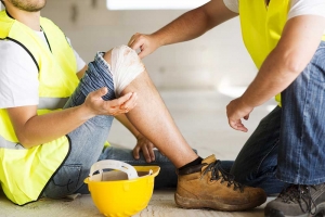Get Back to Work Faster with Physiotherapy for Injuries