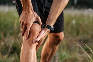 When to See a Doctor for Joint Pain: Key Warning Signs