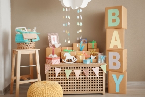 Celebrate Motherhood: Discover Thoughtful Gifts for Expectant Moms